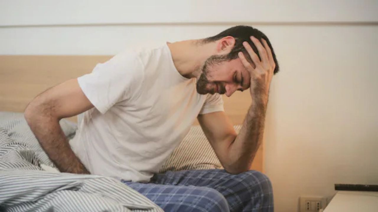 Health Tips: सुबह पेट साफ नहीं हो रहा? इस प्राकृतिक उपाय से मिलेगी राहत